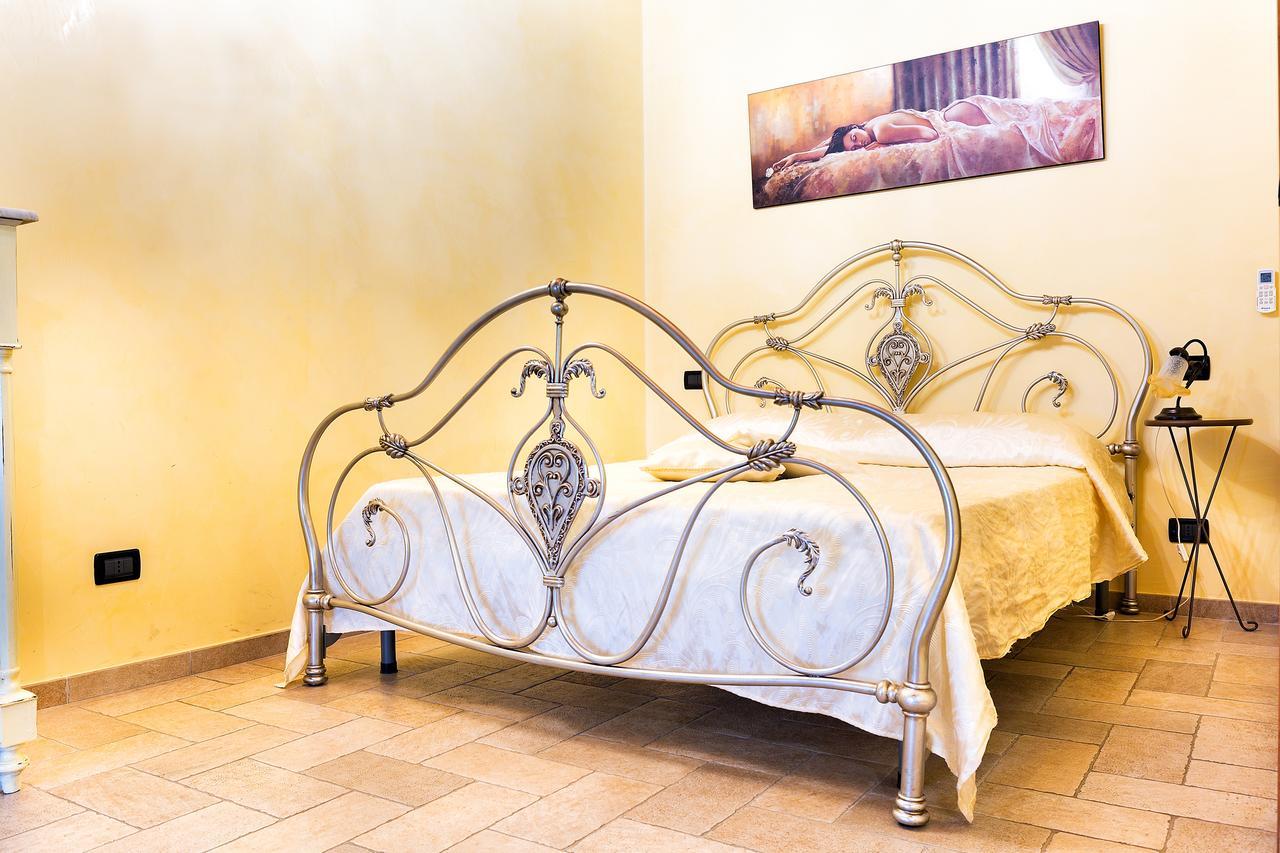 B&B Casa Fusco Фонді Екстер'єр фото